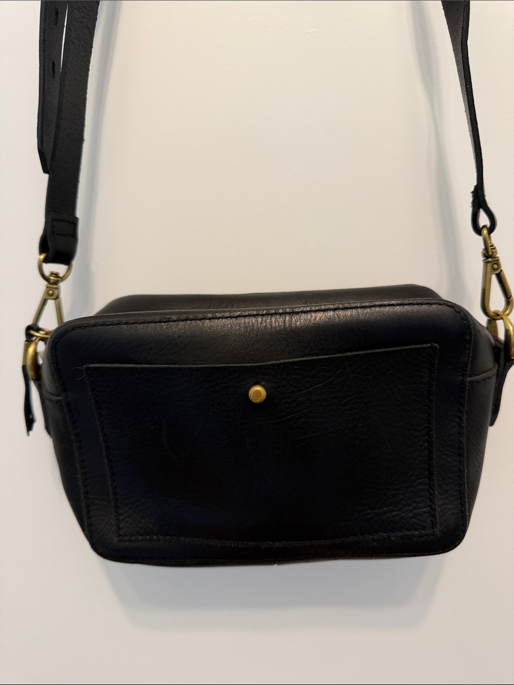 Madewell Black Leather Camera Crossbody with Brass Accents and 2 Straps
